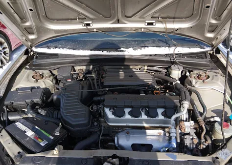 2004 Honda Civic Lx z USA, uszkodzony, nr VIN 2HGES16504H562864